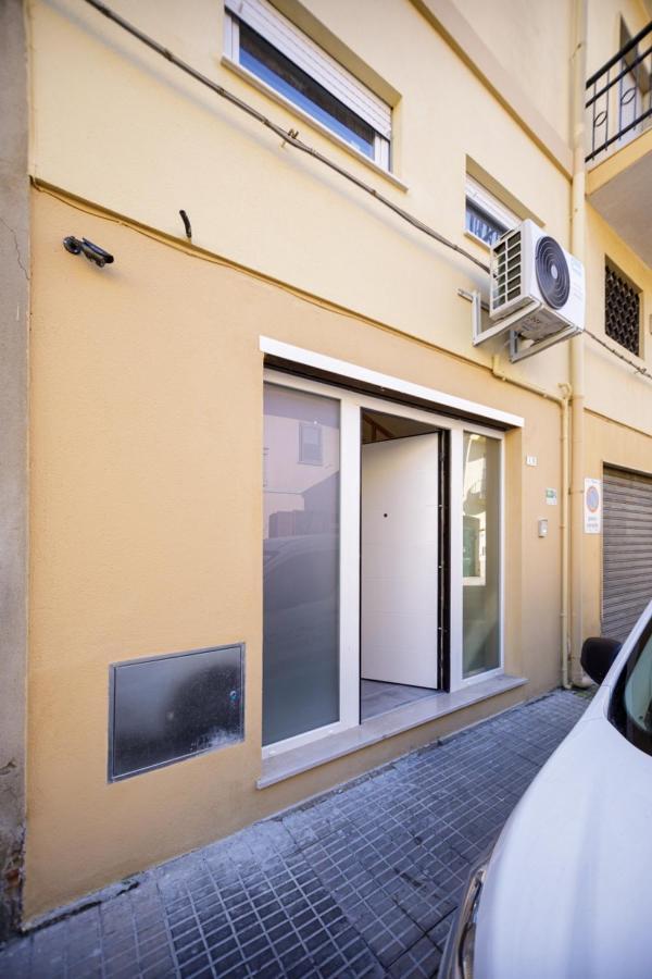 Bandiera 68 Apartment Cagliari Exteriör bild
