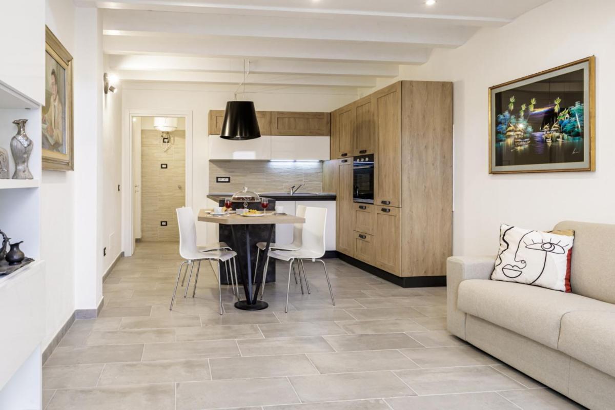 Bandiera 68 Apartment Cagliari Exteriör bild